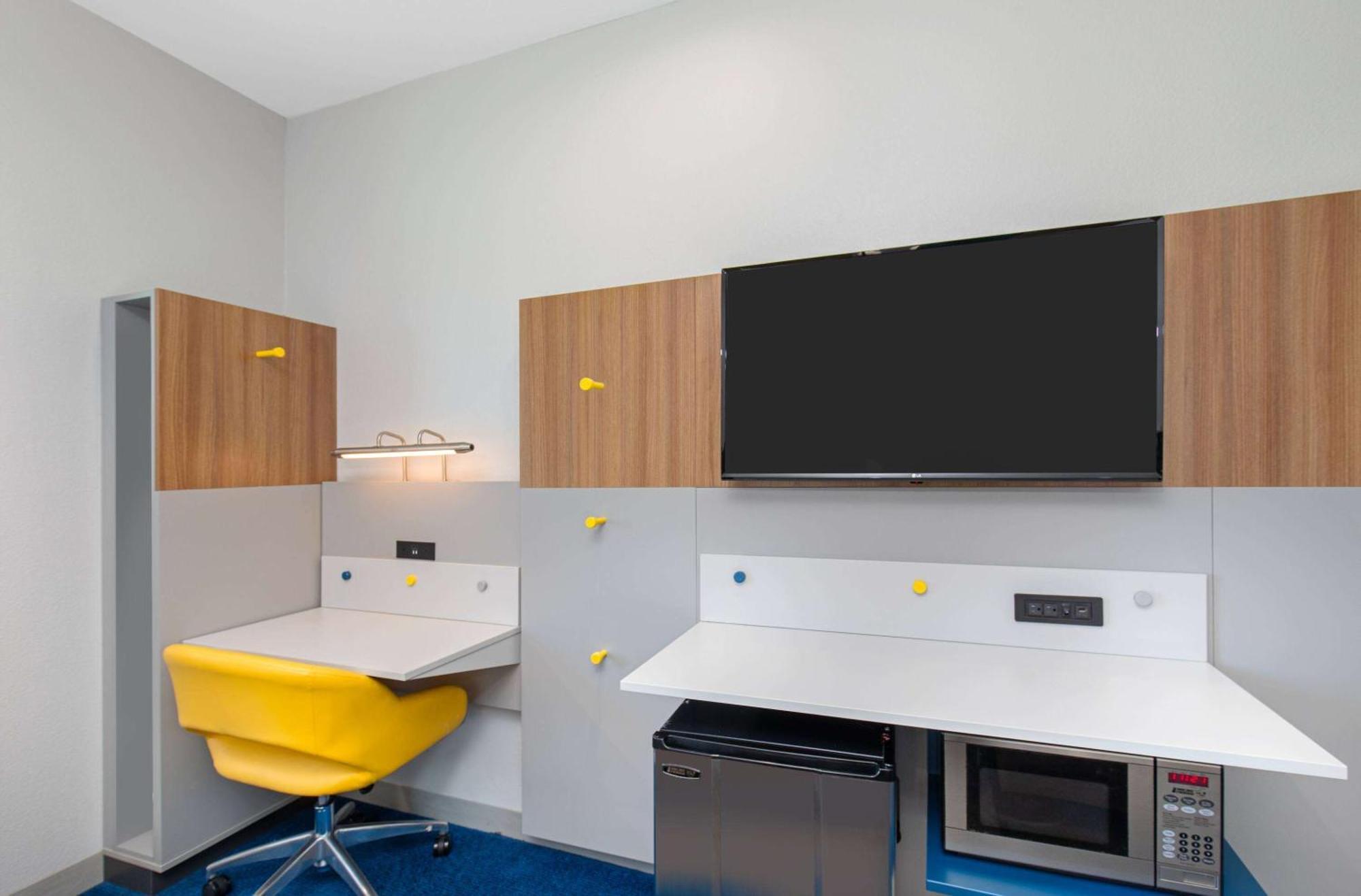 Microtel Inn And Suites By Wyndham Opelika Eksteriør bilde