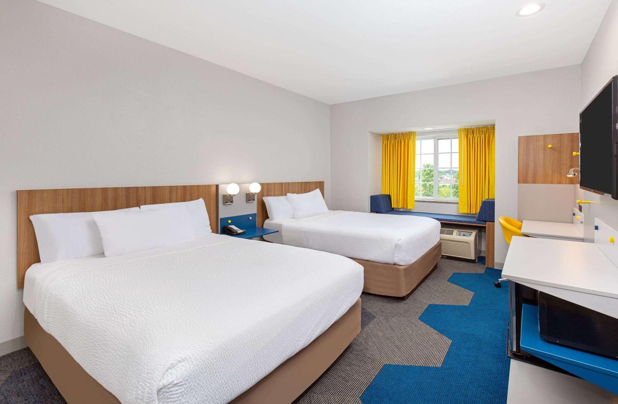 Microtel Inn And Suites By Wyndham Opelika Eksteriør bilde