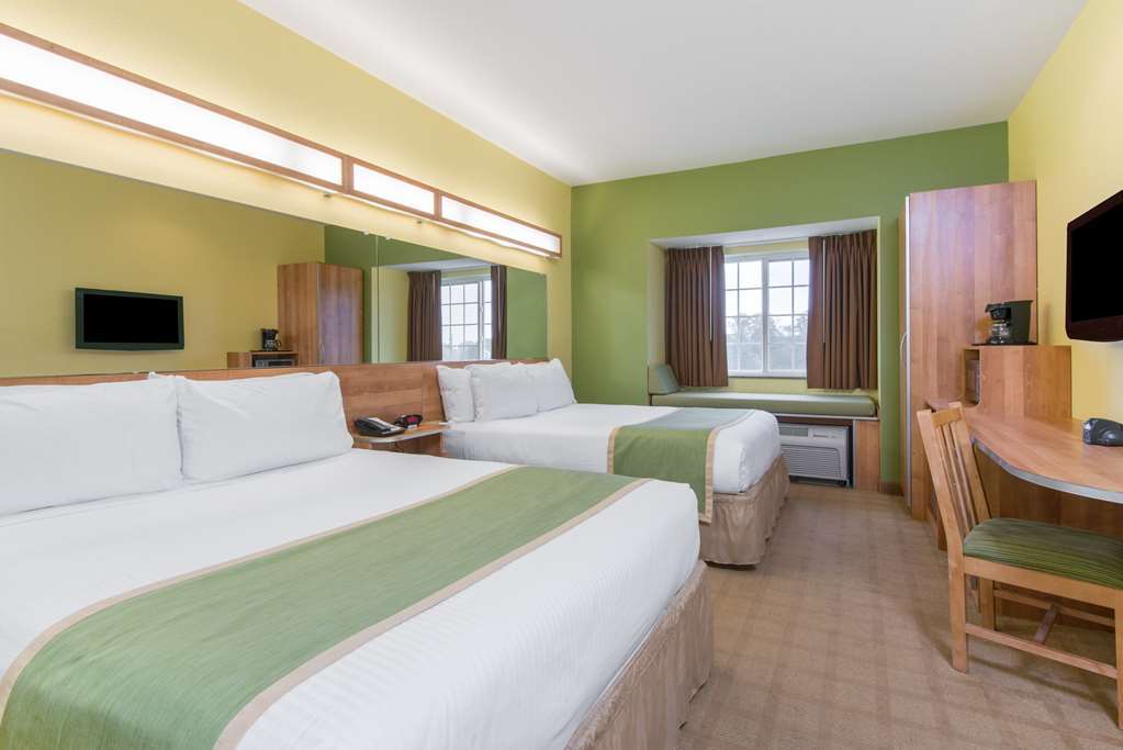 Microtel Inn And Suites By Wyndham Opelika Rom bilde