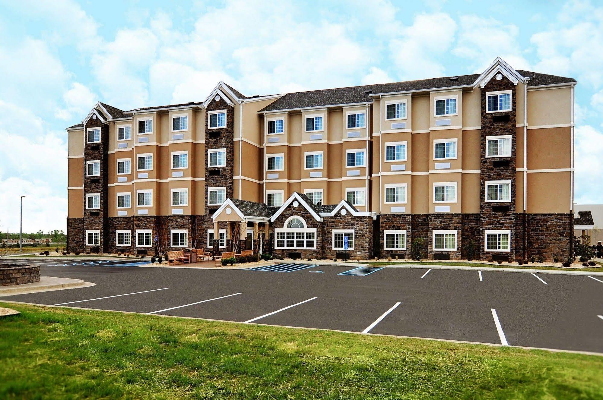 Microtel Inn And Suites By Wyndham Opelika Eksteriør bilde